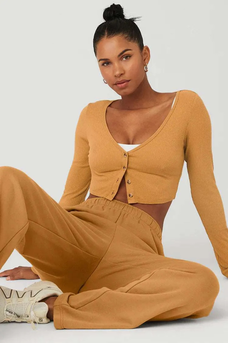 Alo Yoga Women's Whisper Ribbed Cropped Cardigan Sweater - Toffee Brown
