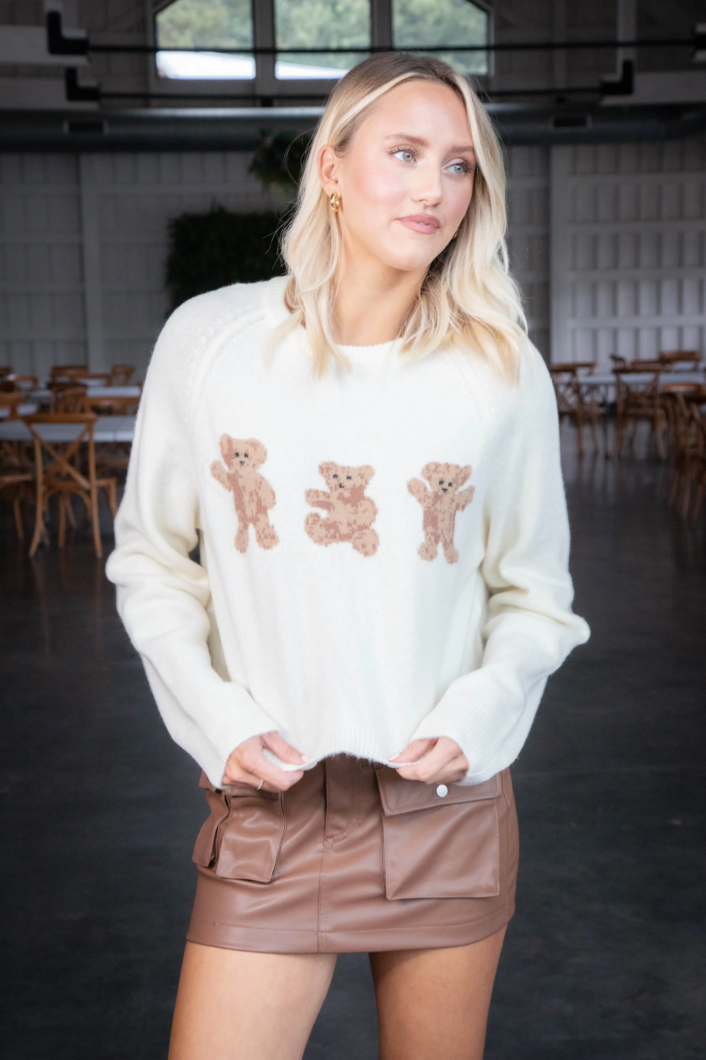 Bears Pullover Sweater, Ivory
