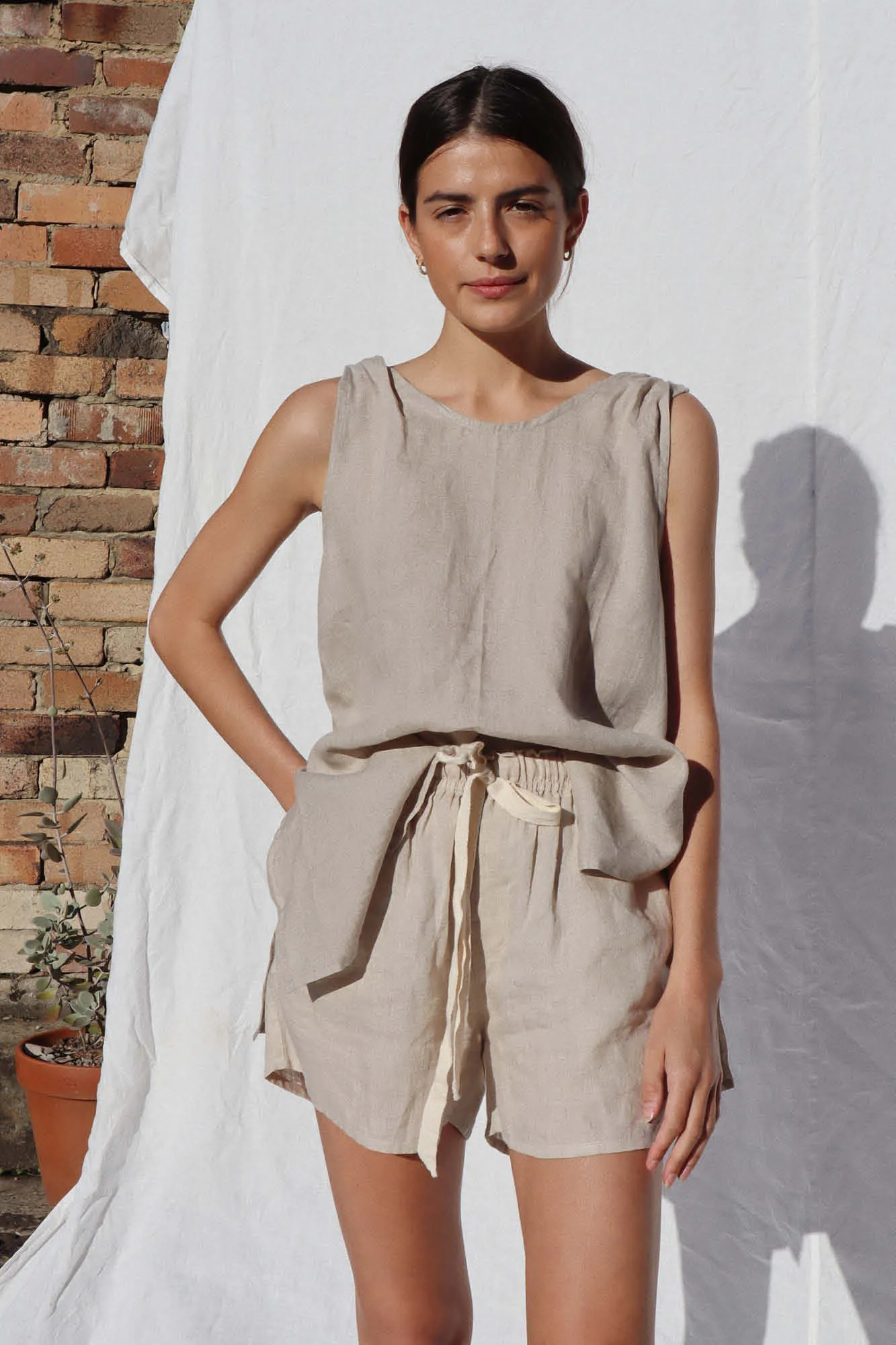 Cooper Linen Short Sand