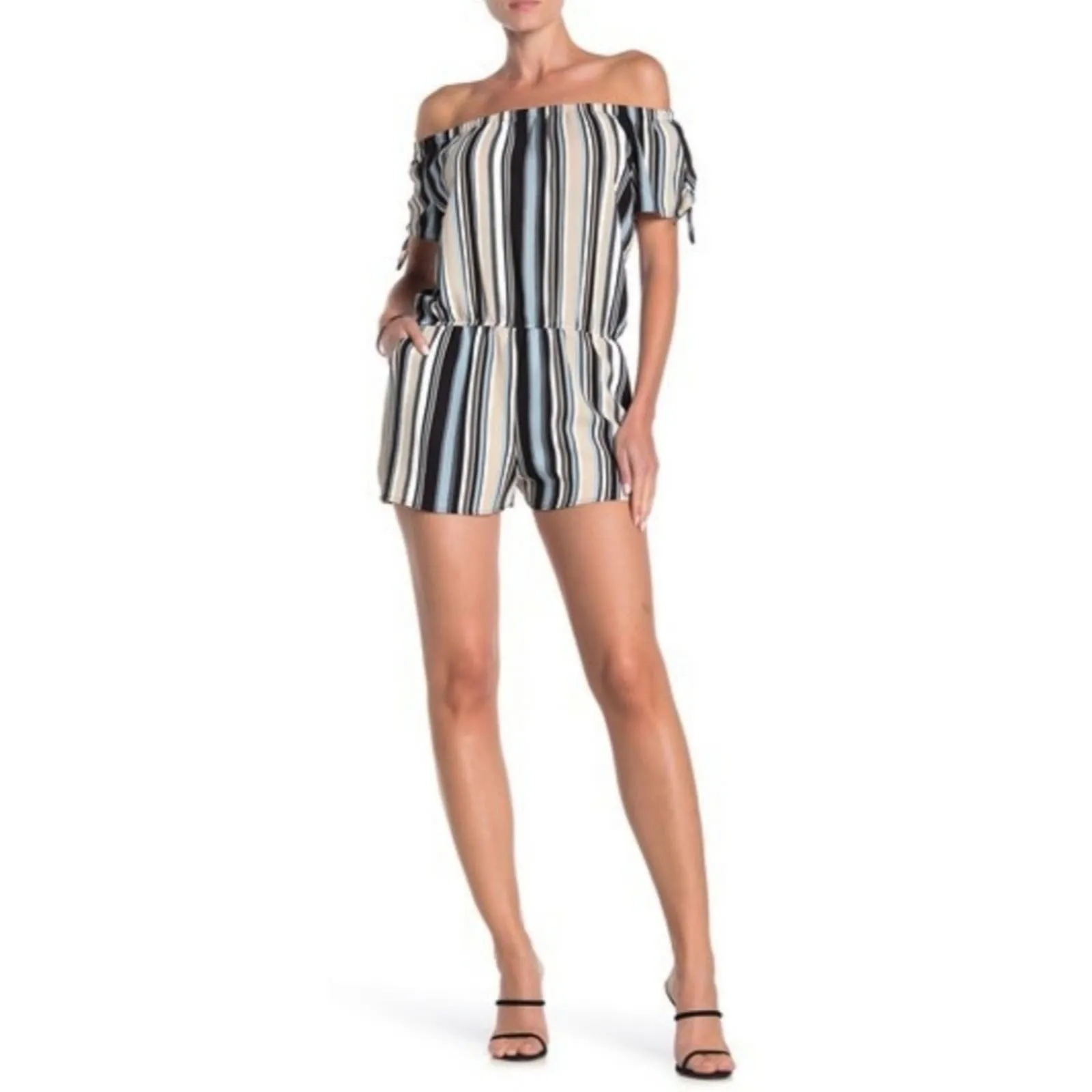 Love...Ady Stripe Tie Sleeve Romper Medium