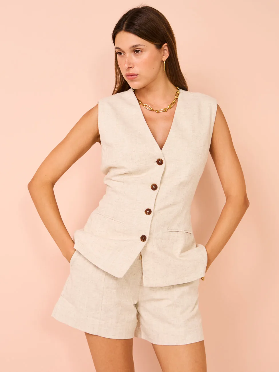 Mon Renn Valencia Short in Natural