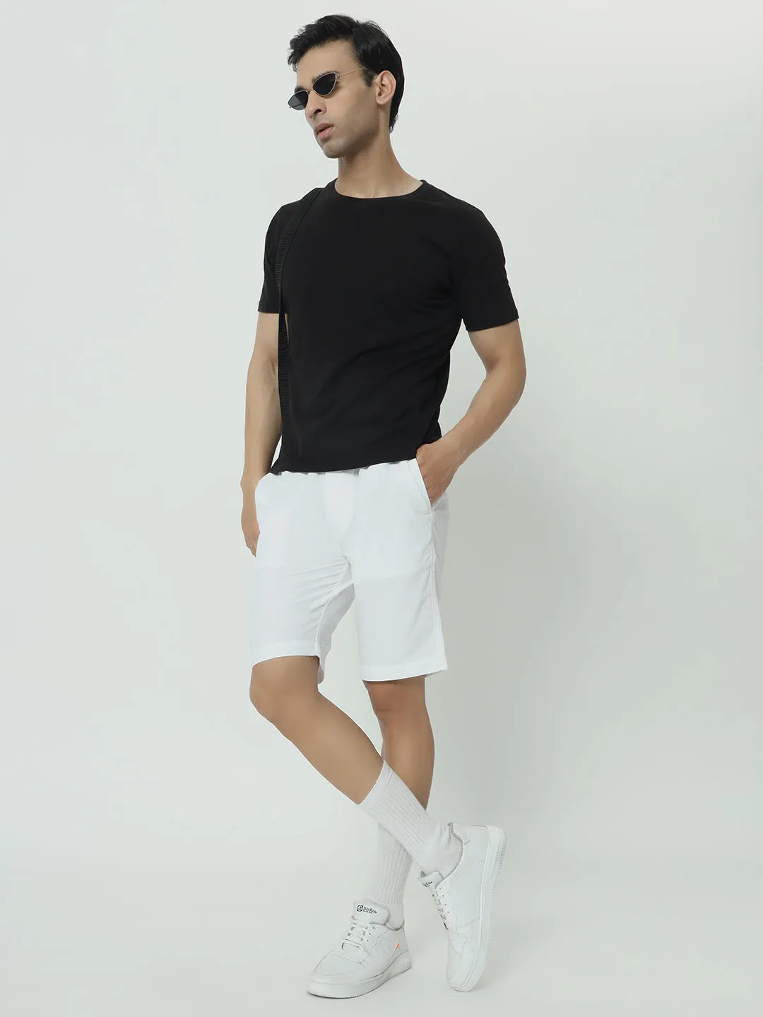 SAINTJONES -PURE WHITE LINEN SHORTS
