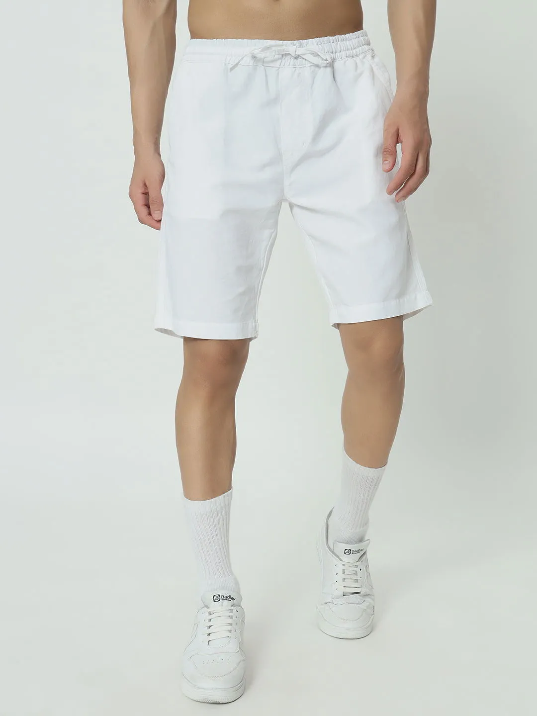 SAINTJONES -PURE WHITE LINEN SHORTS