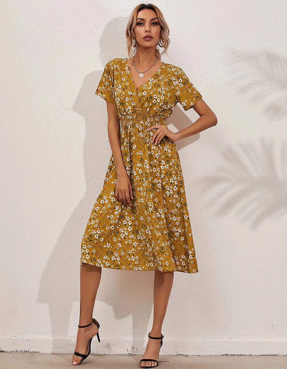 V Neck Disty Floral Printed Short Sleeve Midi A-Line Dresses